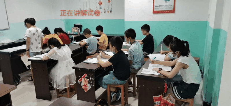 人气爆棚！百年教育暑假第一期文化及艺术培训开课啦！